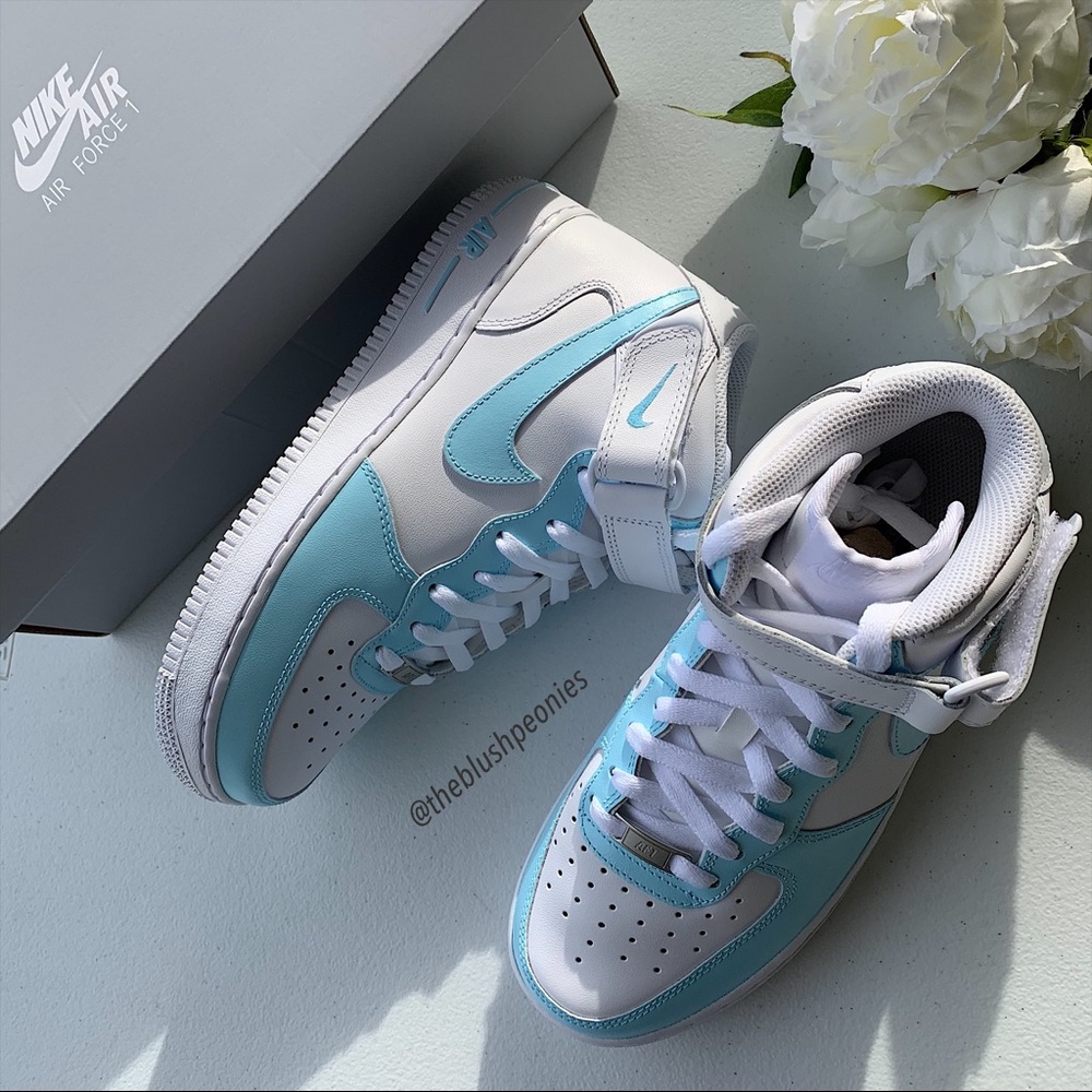 Nike Custom Painted Air Force 1 Mid - Light Blue NWT - Picture 4 of 11